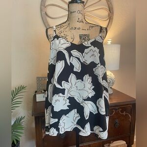 Torrid Black & Cream Floral Spaghetti Strap Tank